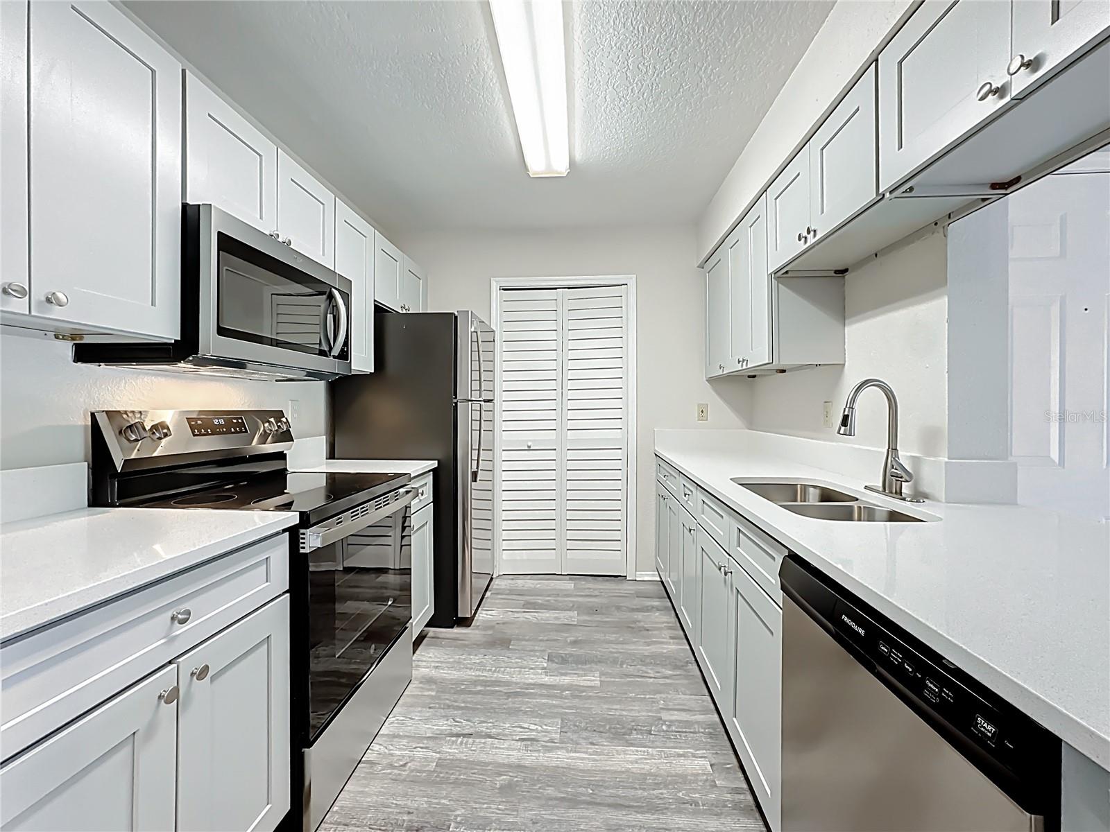 WATERFORD LNDG CONDO - Residential