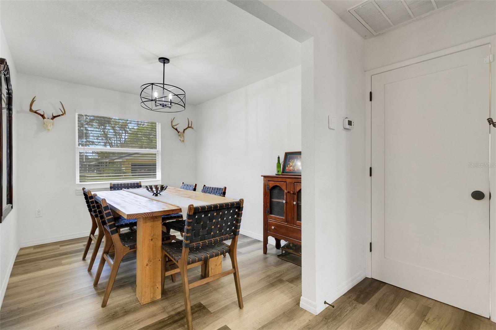 CREEK SIDE - Residential