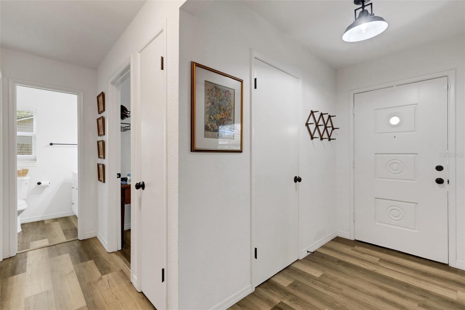 CREEK SIDE - Residential