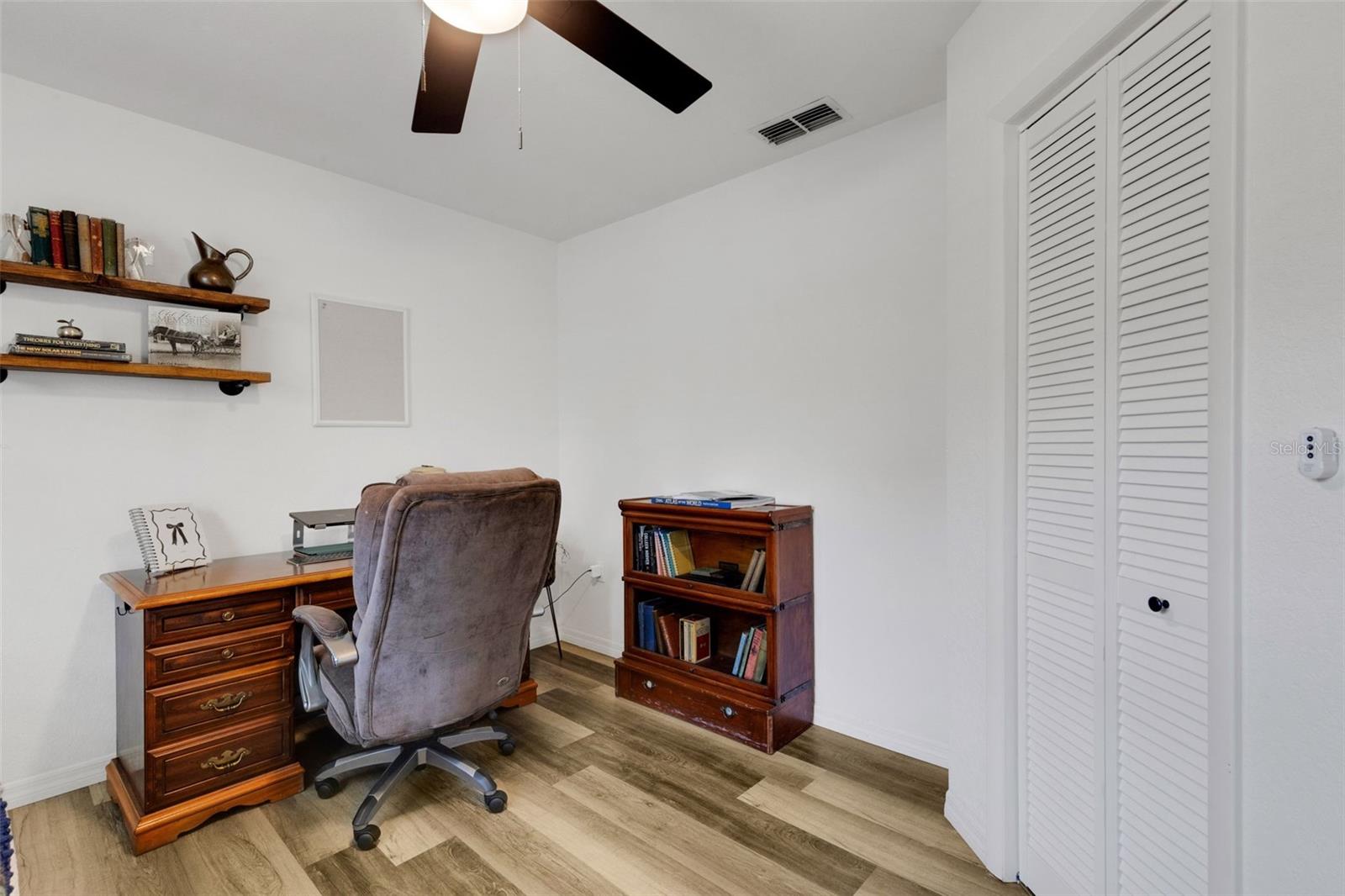 CREEK SIDE - Residential