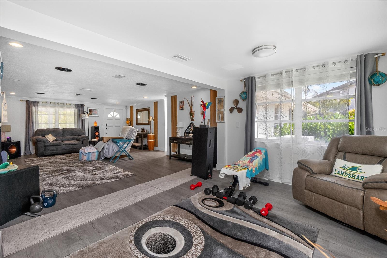 WATERFRONT ESTATES - Residential