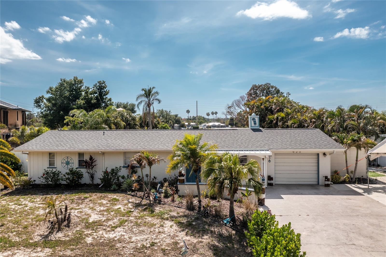WATERFRONT ESTATES - Residential