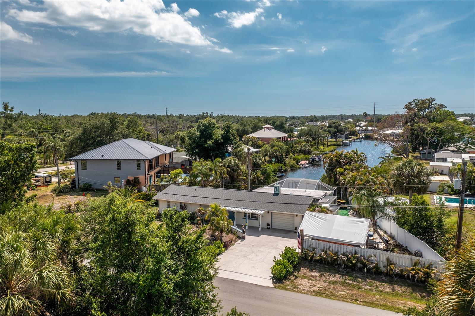 WATERFRONT ESTATES - Residential