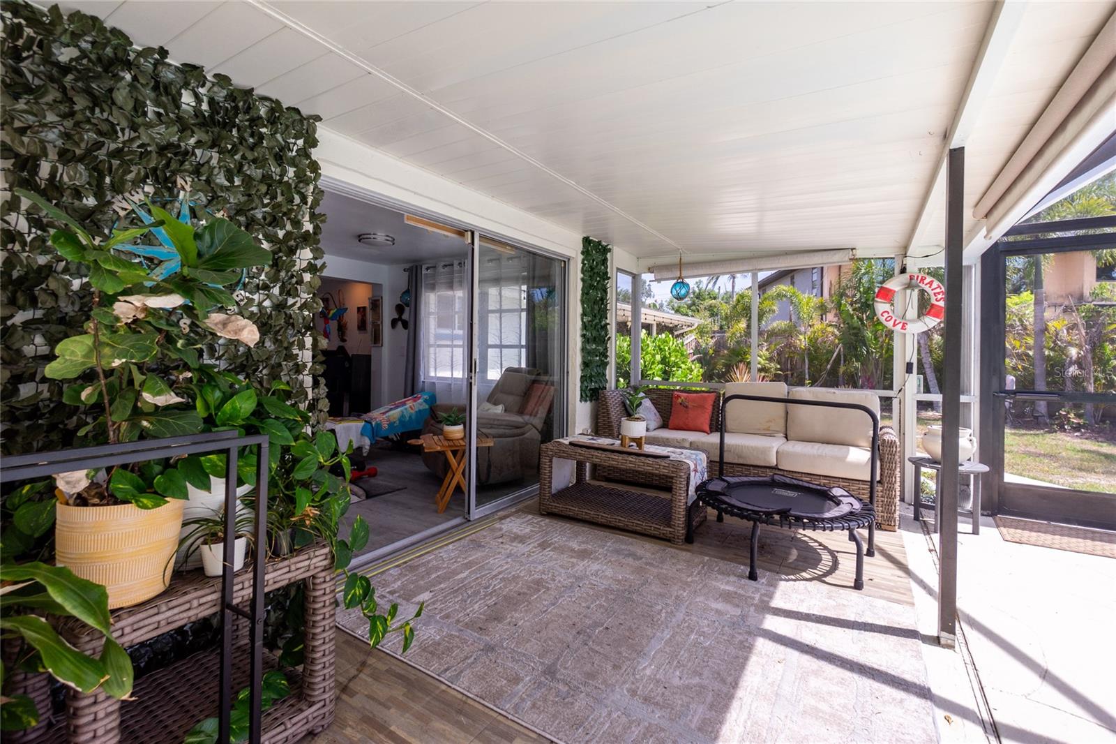 WATERFRONT ESTATES - Residential