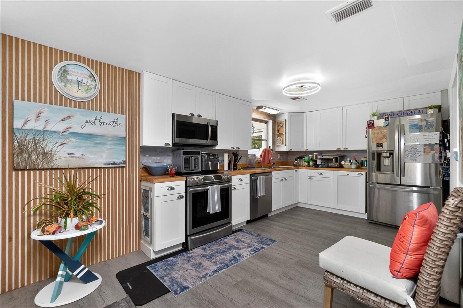 WATERFRONT ESTATES - Residential