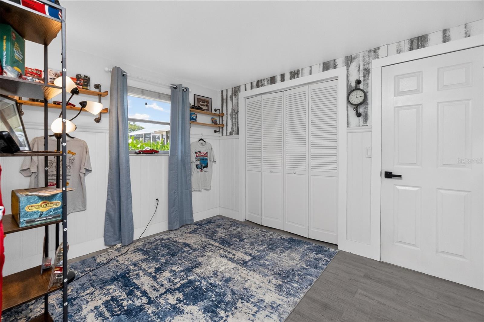 WATERFRONT ESTATES - Residential