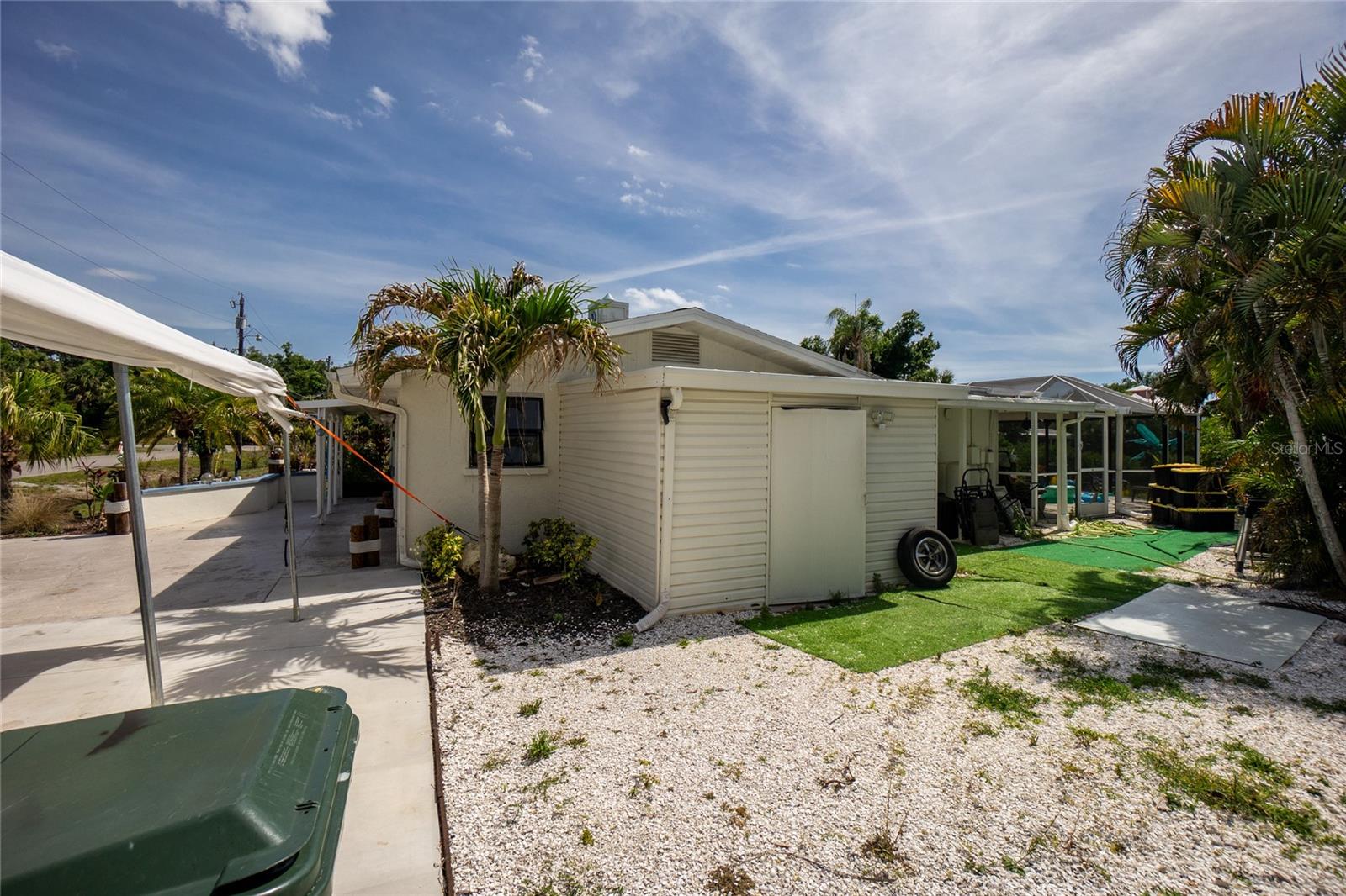 WATERFRONT ESTATES - Residential