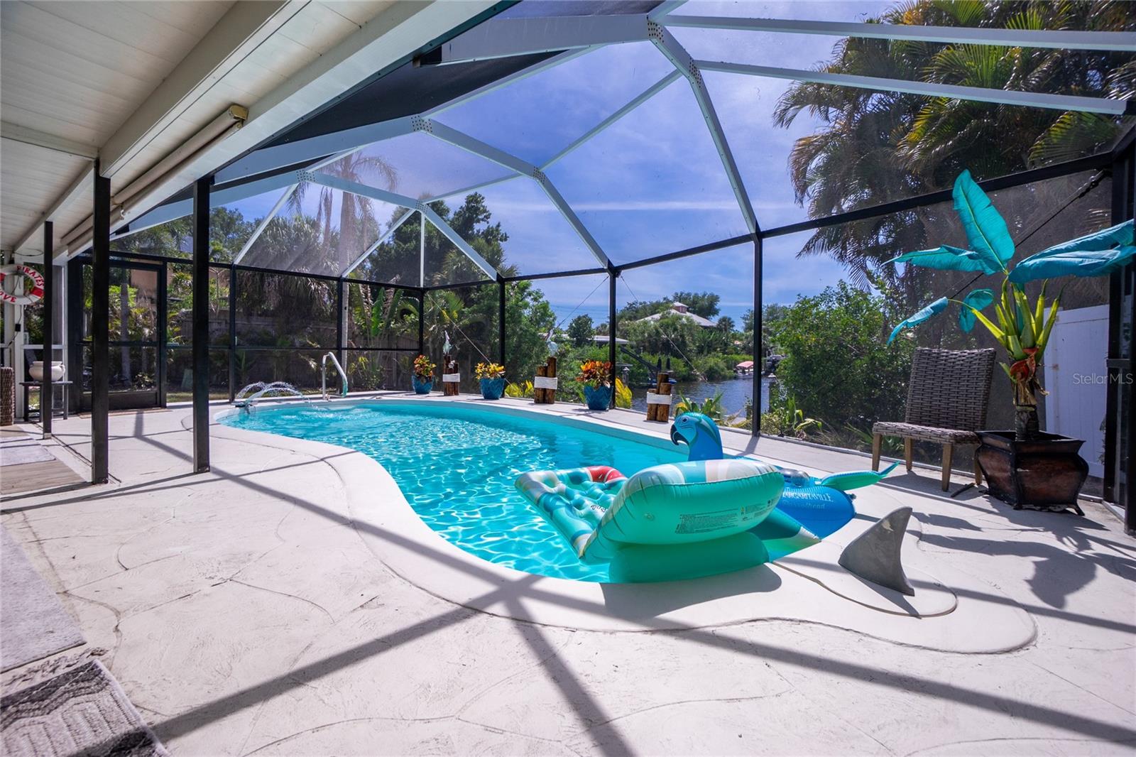 WATERFRONT ESTATES - Residential