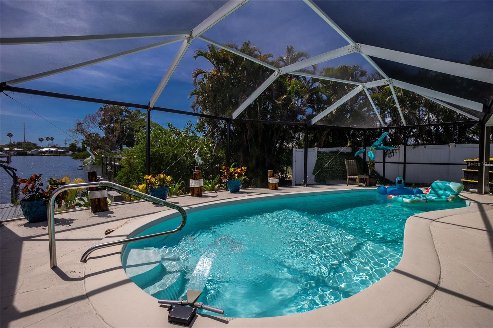 WATERFRONT ESTATES - Residential