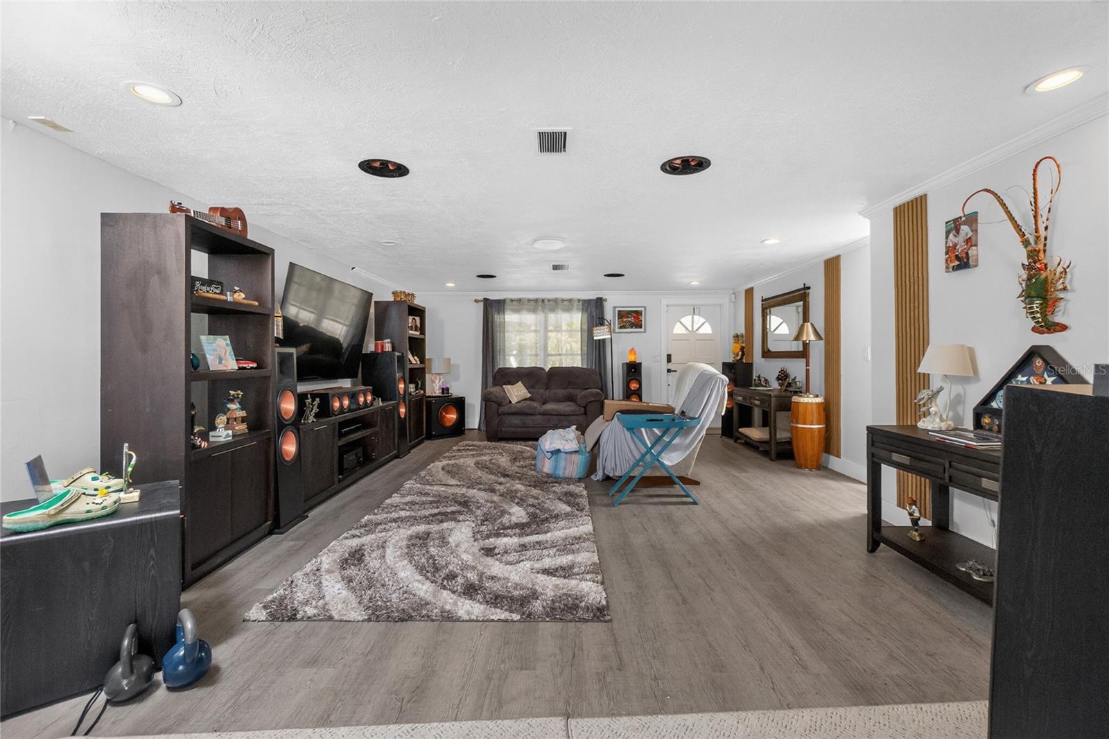 WATERFRONT ESTATES - Residential