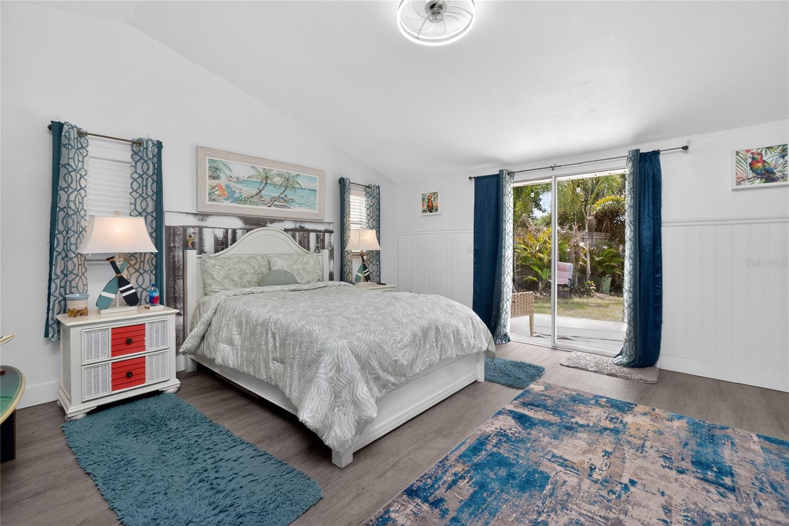 WATERFRONT ESTATES - Residential