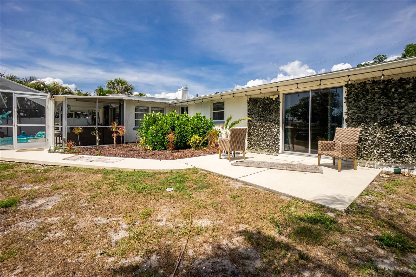 WATERFRONT ESTATES - Residential