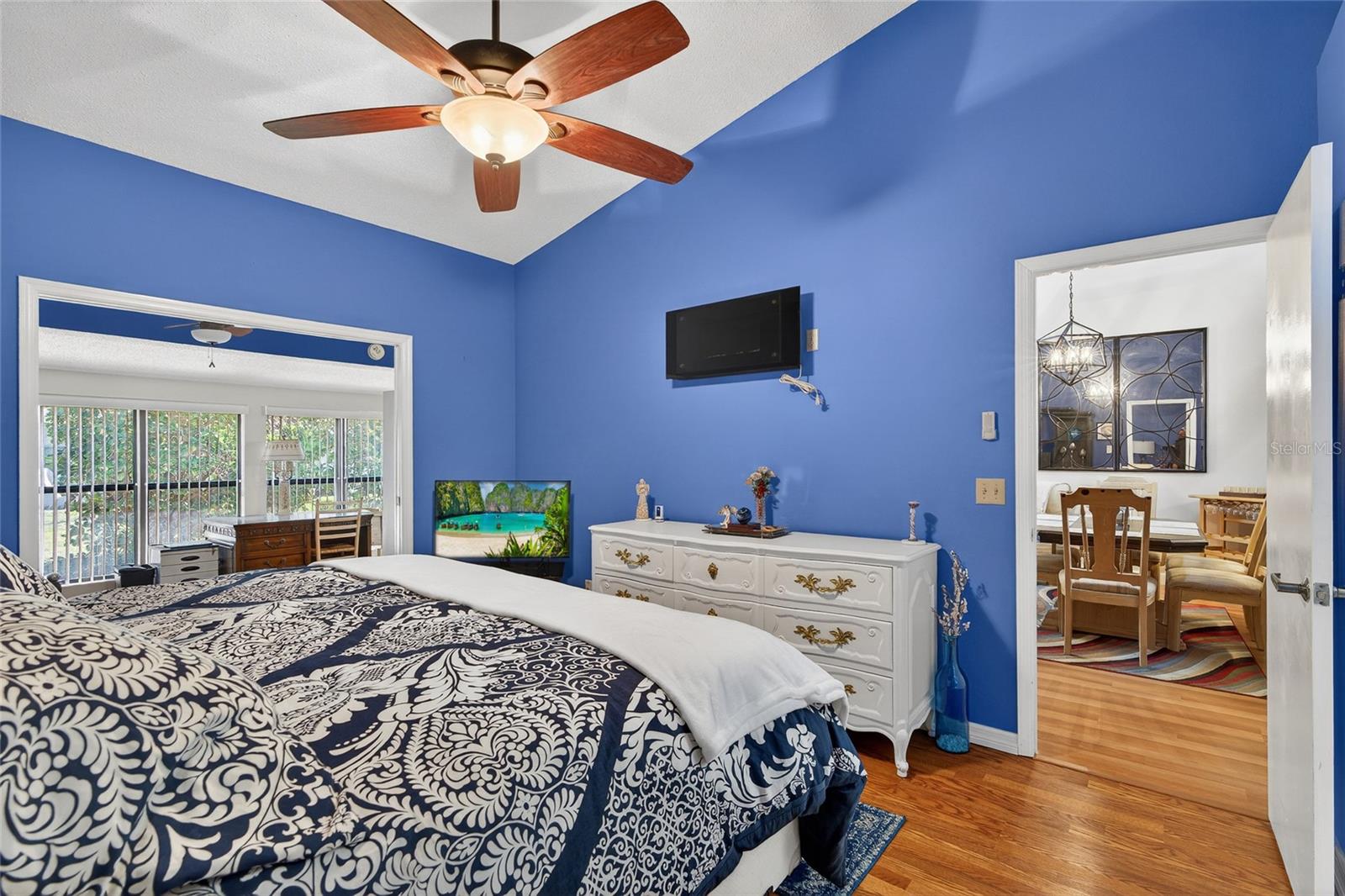 VILLAS OF FOREST PARK CONDO - Residential