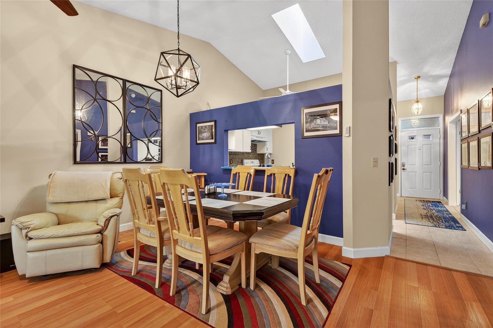 VILLAS OF FOREST PARK CONDO - Residential