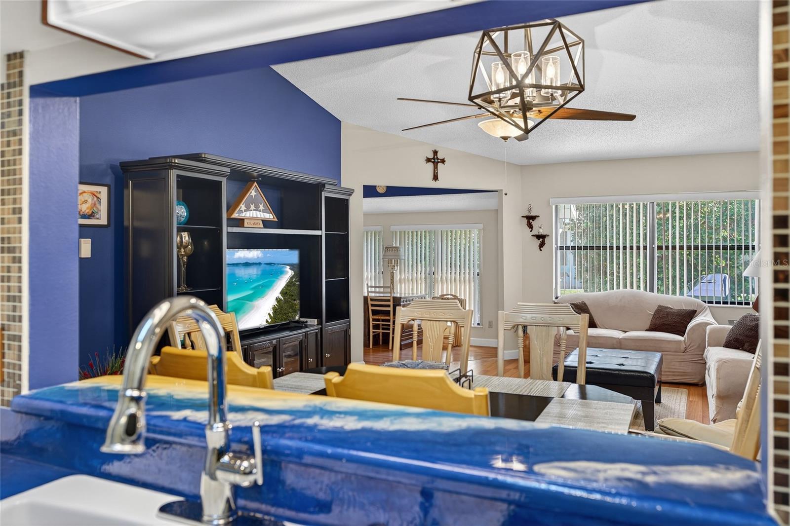 VILLAS OF FOREST PARK CONDO - Residential