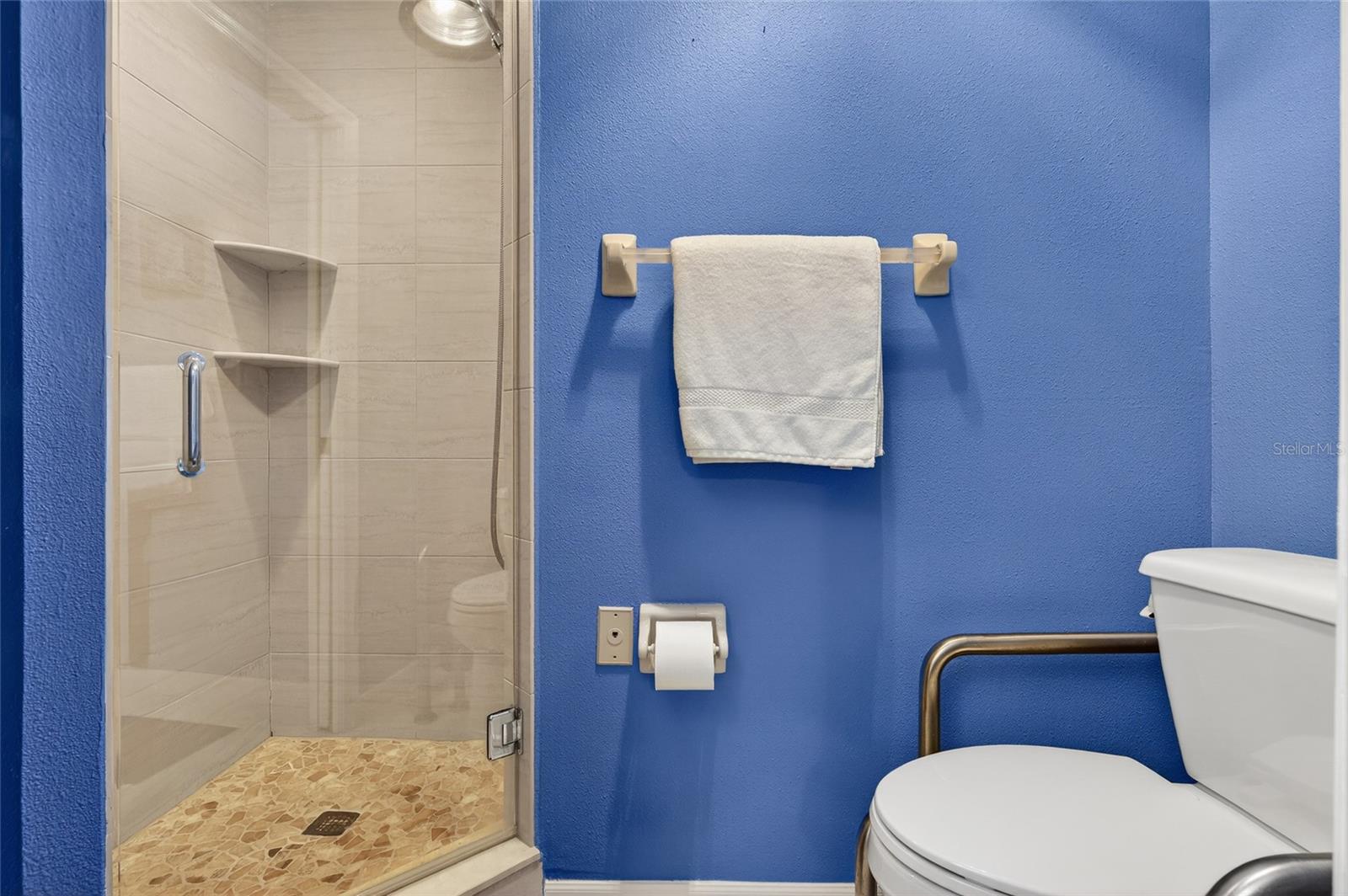 VILLAS OF FOREST PARK CONDO - Residential