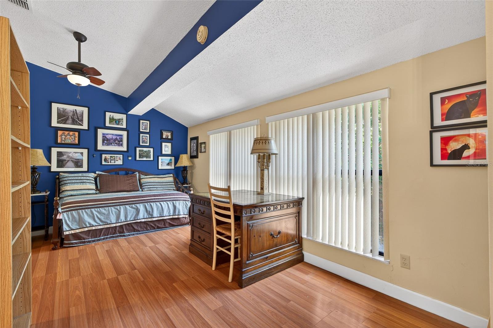 VILLAS OF FOREST PARK CONDO - Residential