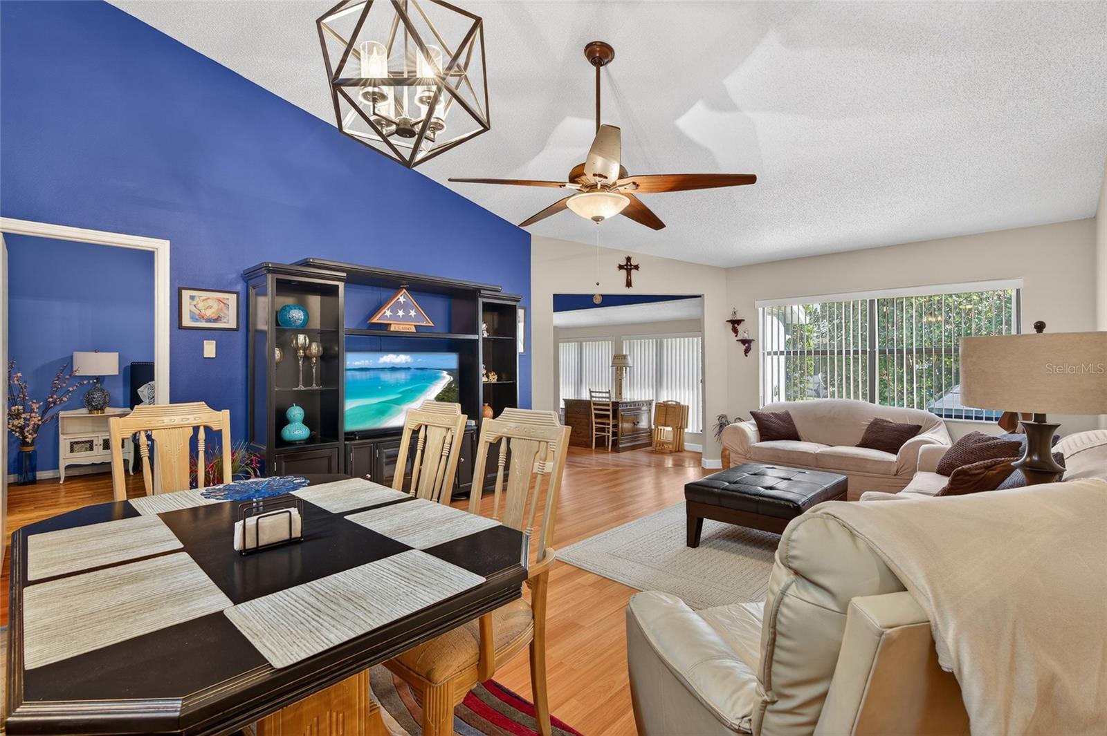 VILLAS OF FOREST PARK CONDO - Residential