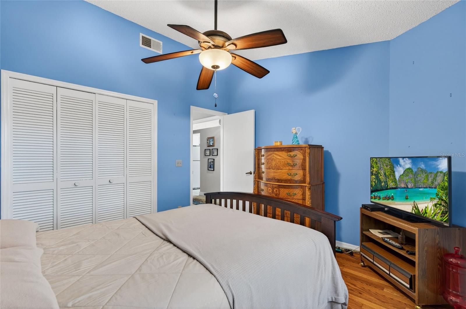 VILLAS OF FOREST PARK CONDO - Residential