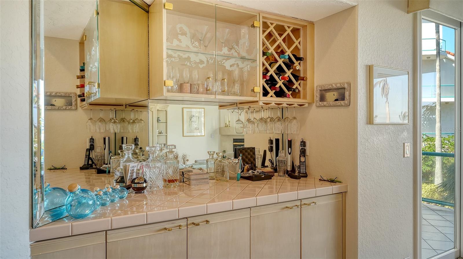 TANGERINE BAY CLUB - Residential Lease