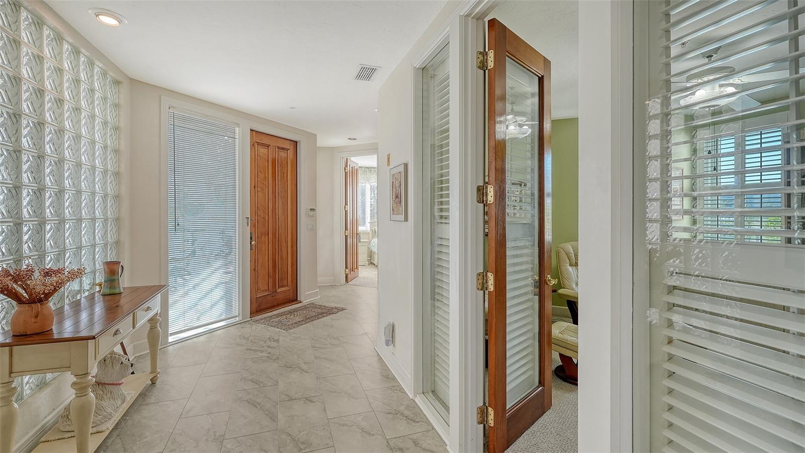 TANGERINE BAY CLUB - Residential Lease