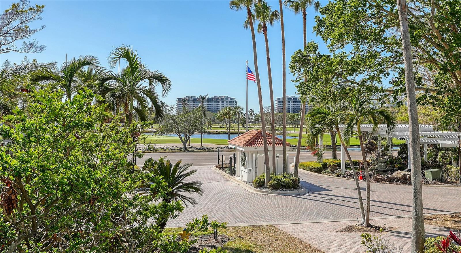 TANGERINE BAY CLUB - Residential Lease