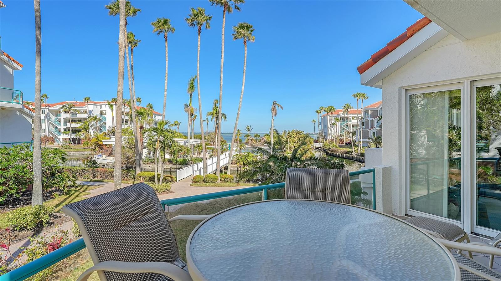 TANGERINE BAY CLUB - Residential Lease