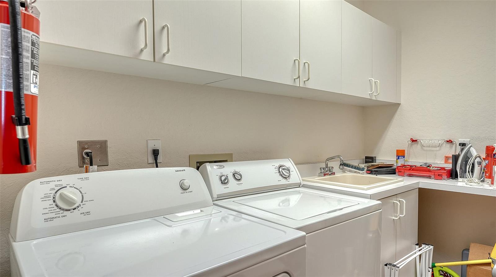 TANGERINE BAY CLUB - Residential Lease