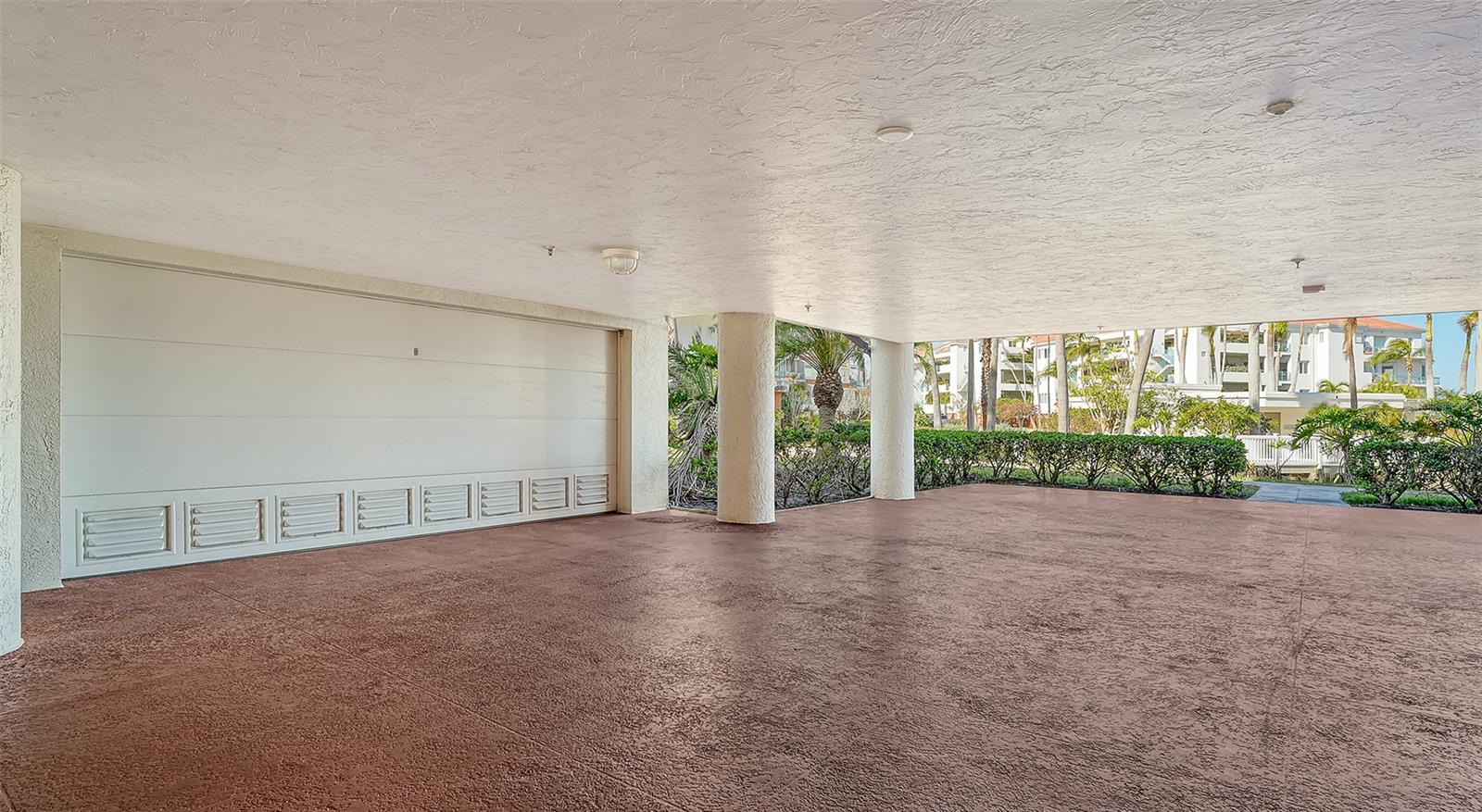 TANGERINE BAY CLUB - Residential Lease