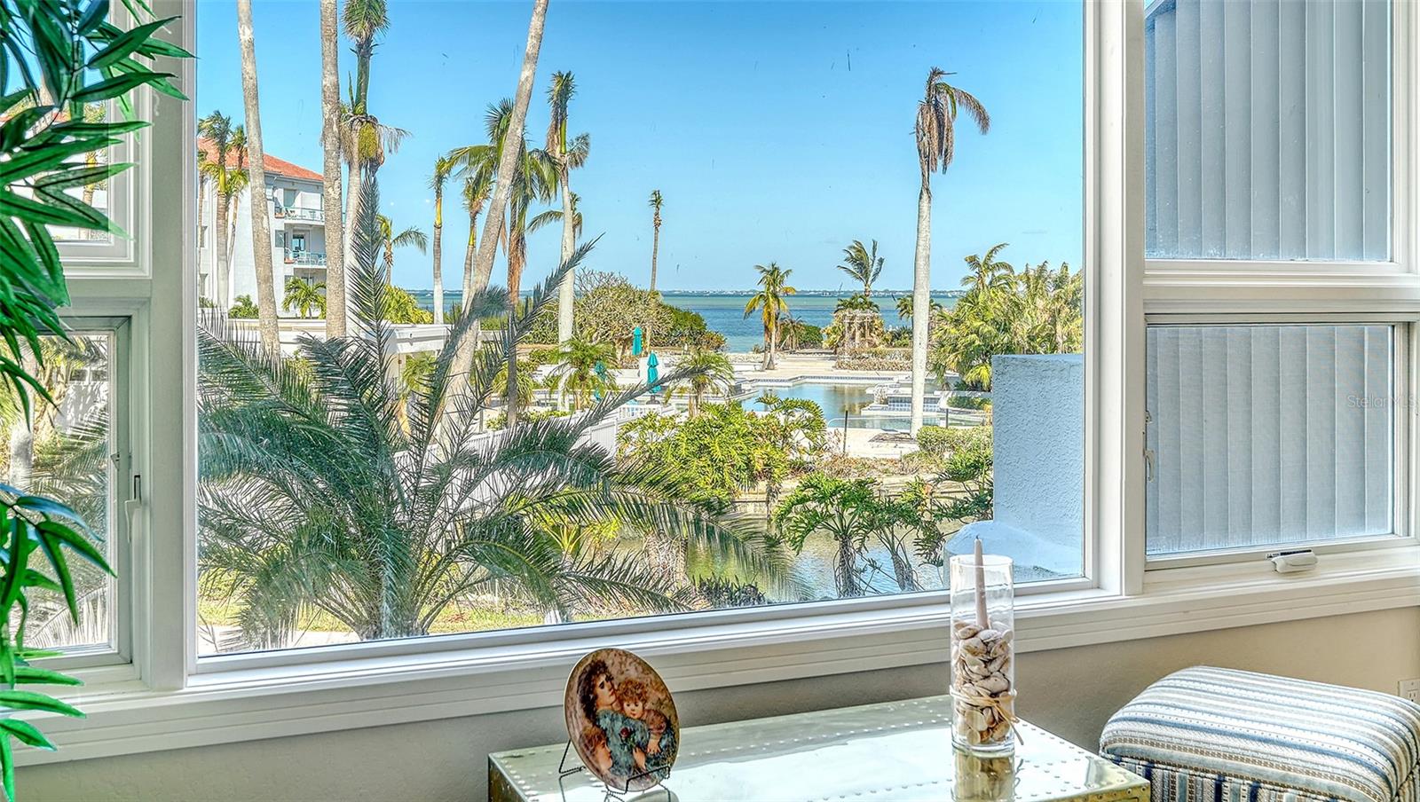 TANGERINE BAY CLUB - Residential Lease