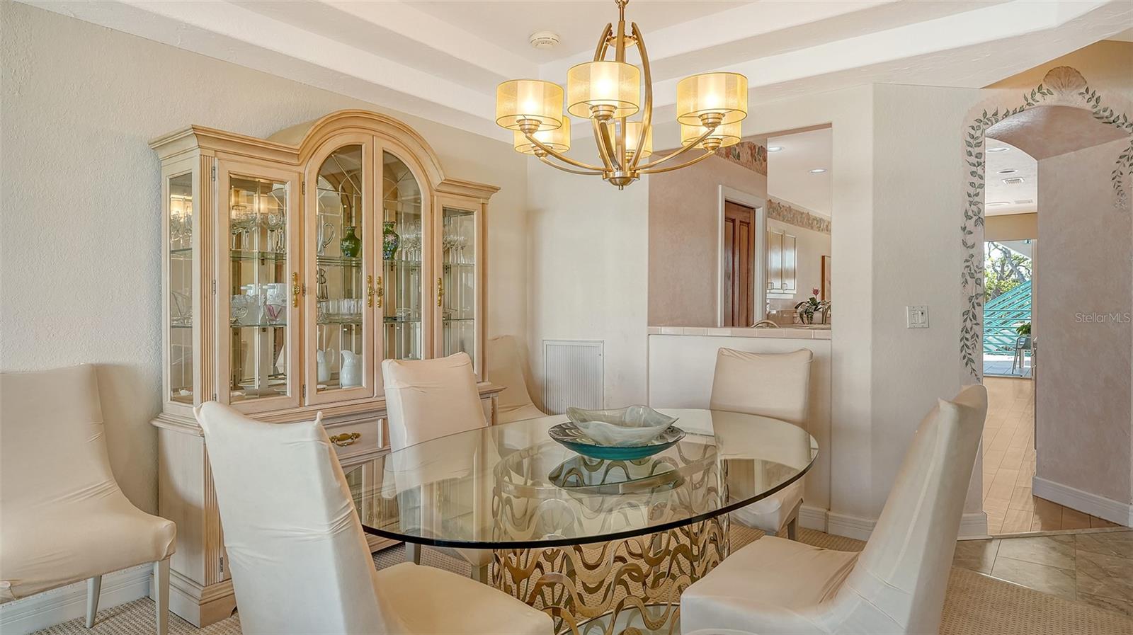 TANGERINE BAY CLUB - Residential Lease