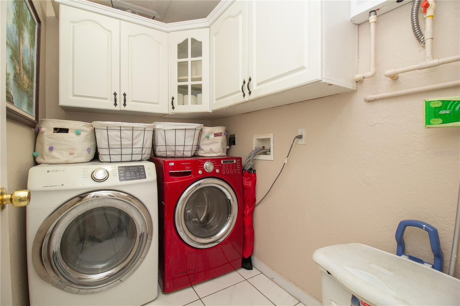 OAKWOOD VILLA - Residential