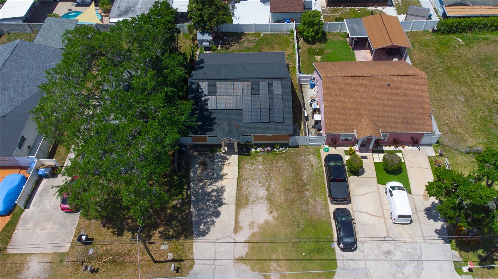 OAKWOOD VILLA - Residential