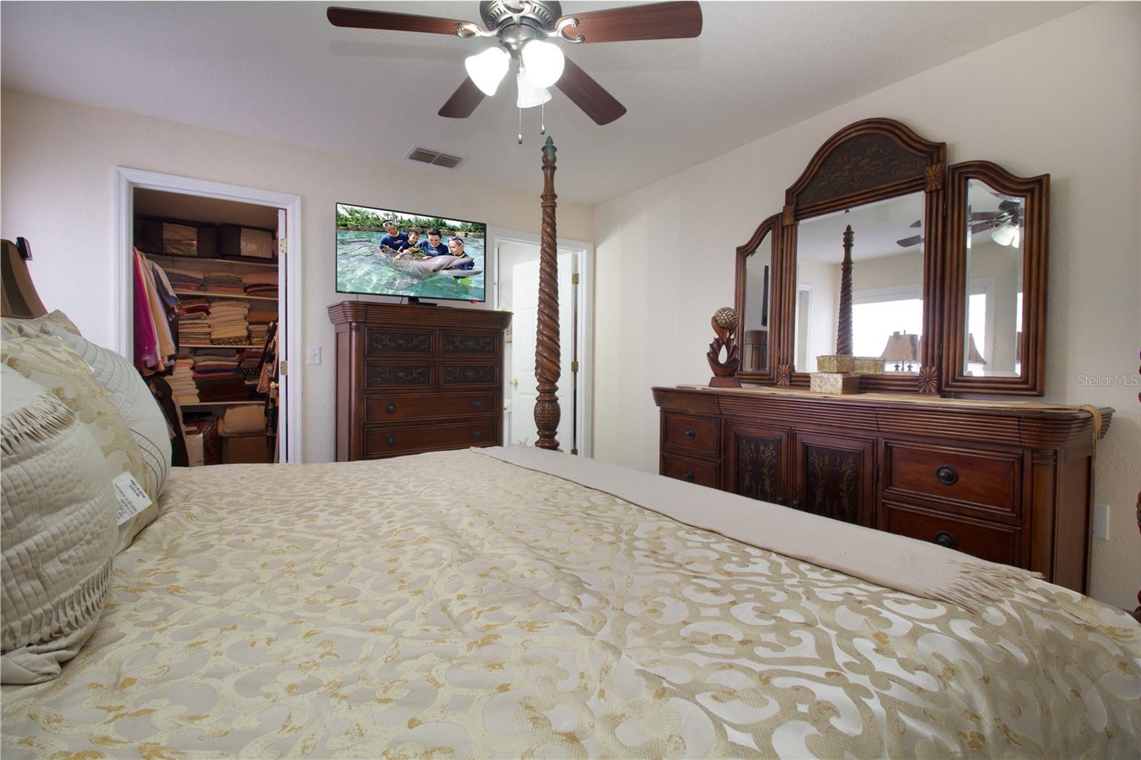 OAKWOOD VILLA - Residential