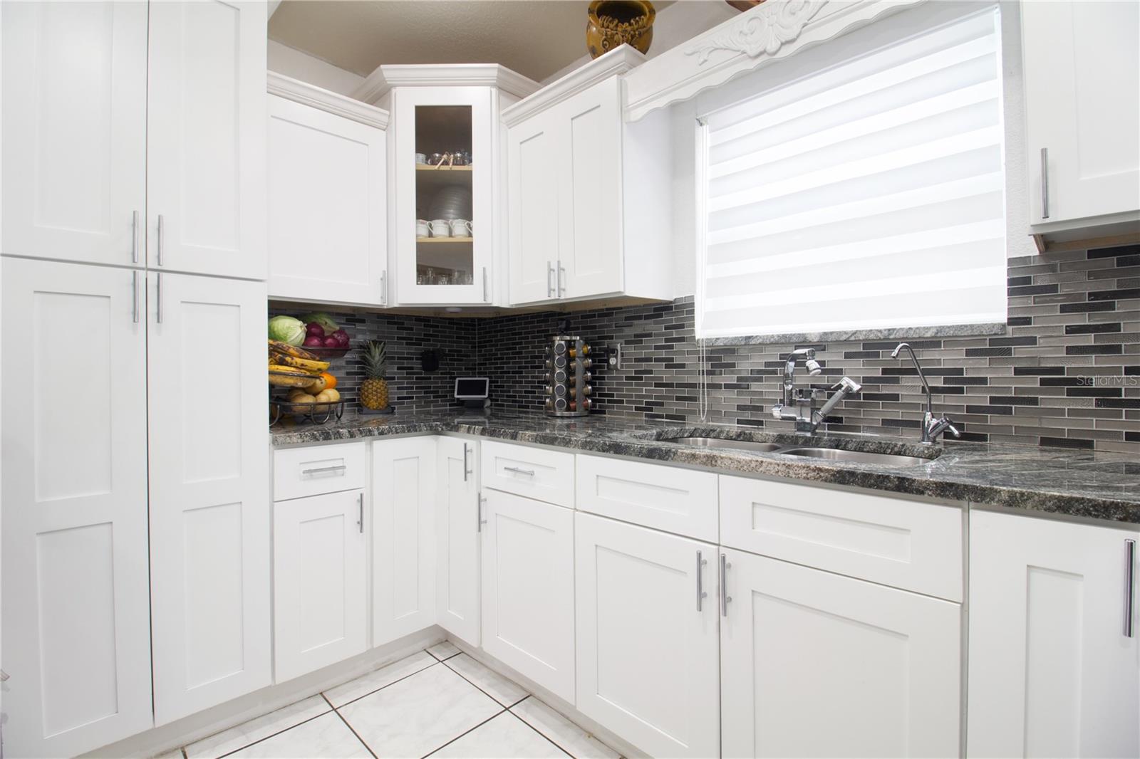 OAKWOOD VILLA - Residential