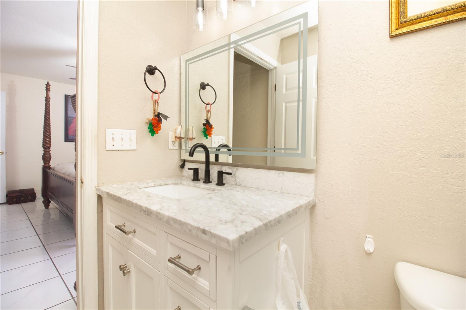 OAKWOOD VILLA - Residential