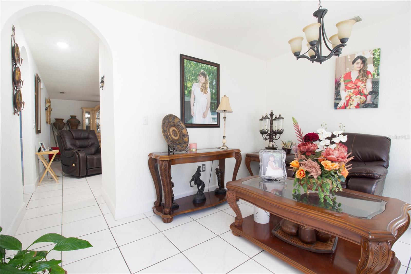 OAKWOOD VILLA - Residential