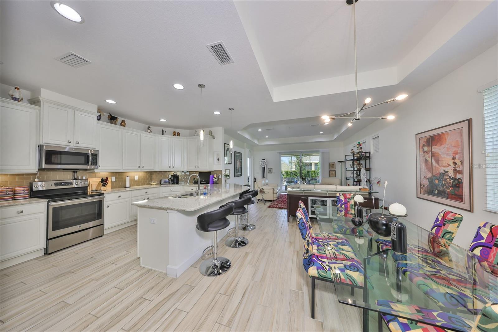 807 CHIPPER DRIVE