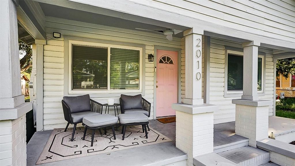 Photo of 2010 E Ida Street, Tampa, FL 33610 (MLS # TB8411905)