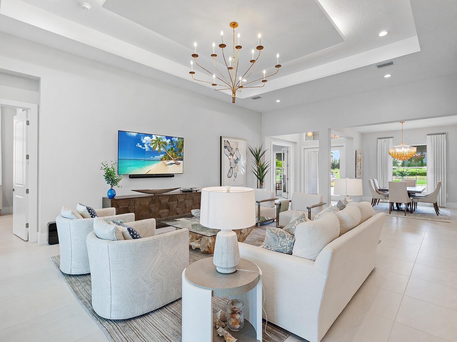 LAKE CLUB - Residential