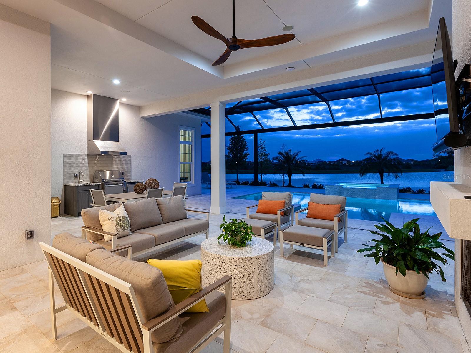 LAKE CLUB - Residential