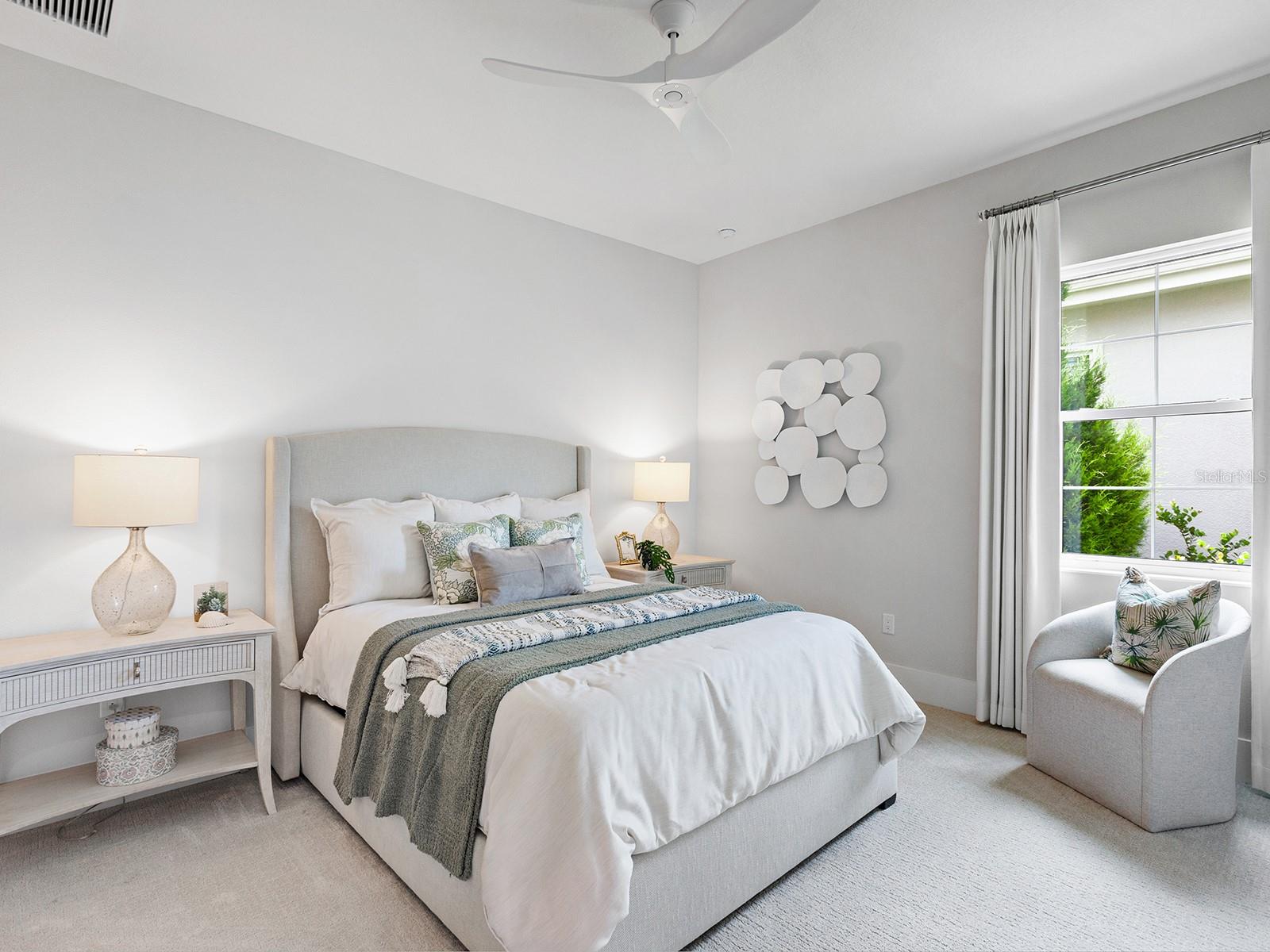 LAKE CLUB - Residential