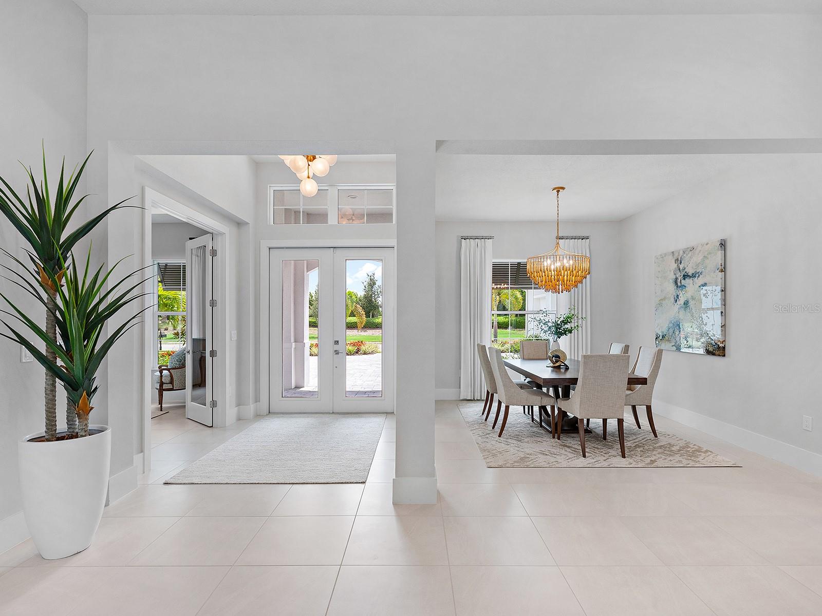 LAKE CLUB - Residential