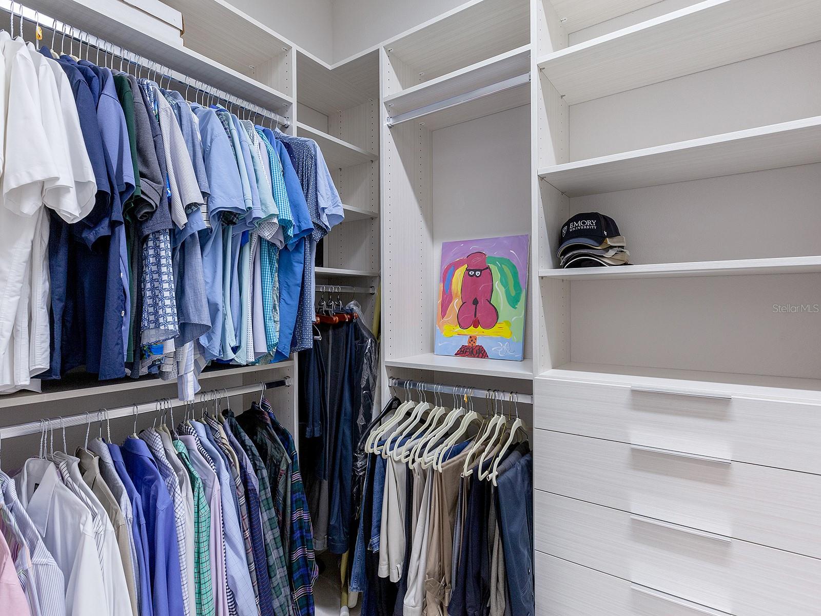 LAKE CLUB - Residential