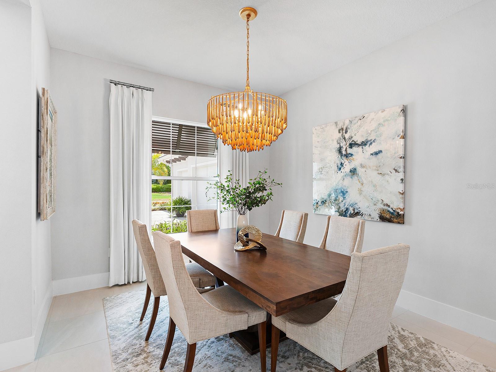 LAKE CLUB - Residential