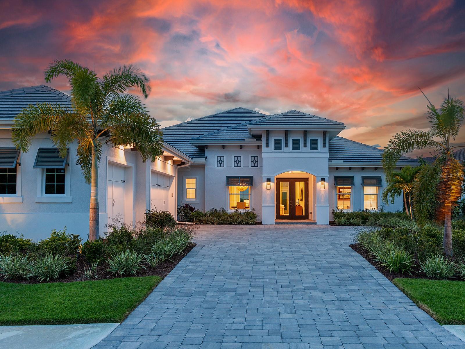 LAKE CLUB - Residential