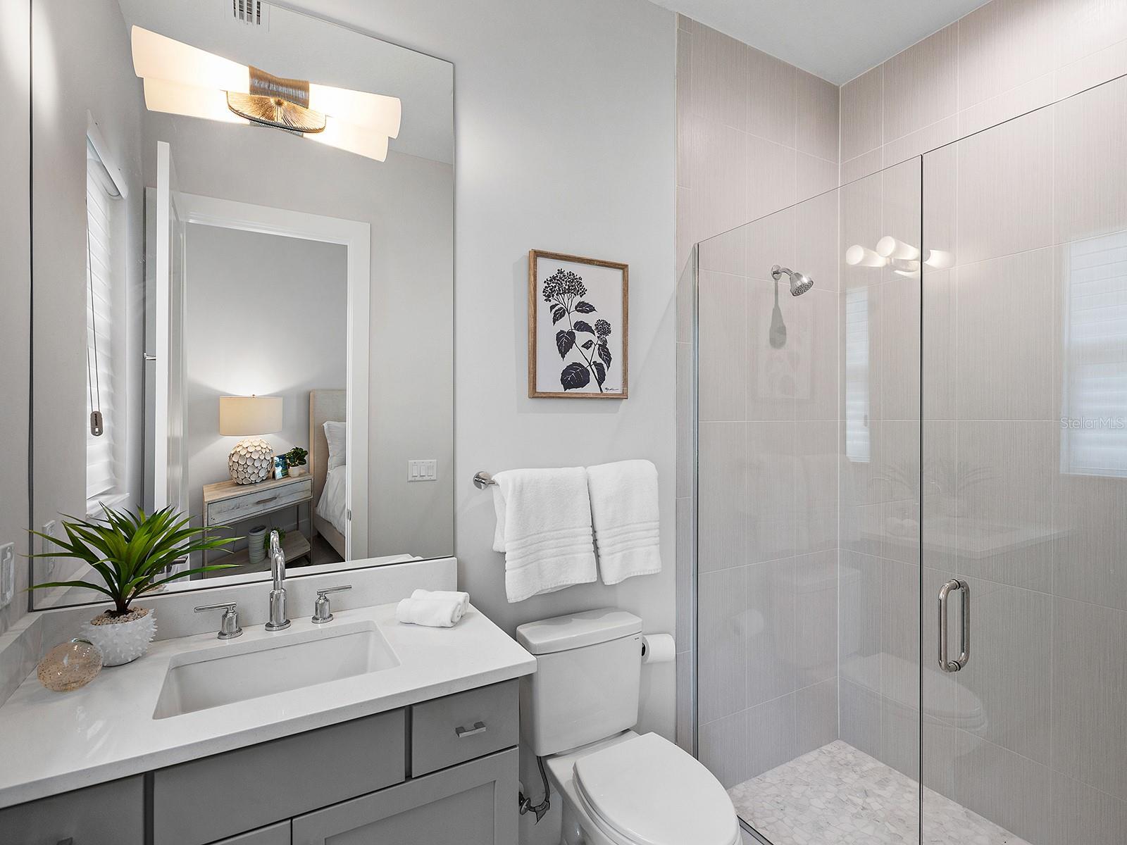 LAKE CLUB - Residential