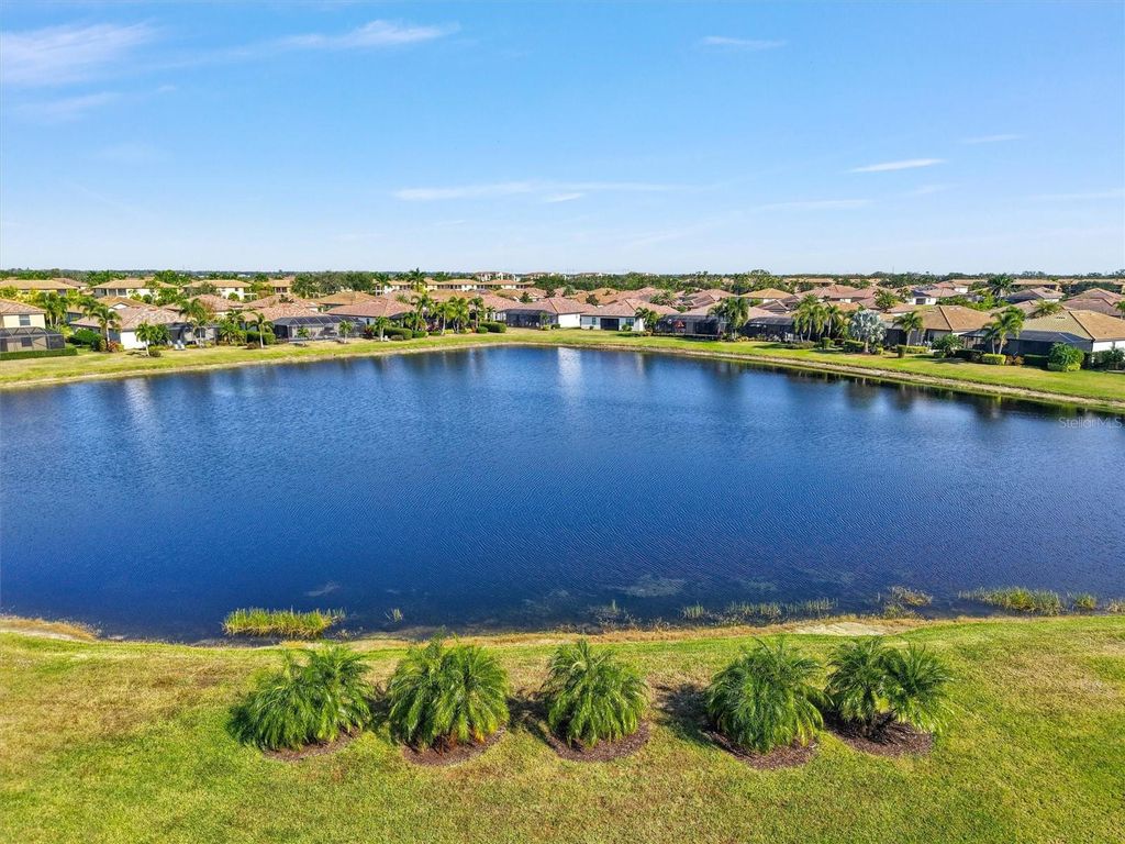 Photo of 227 Heritage Preserve Run, Bradenton, FL 34212 (MLS # R4909360)