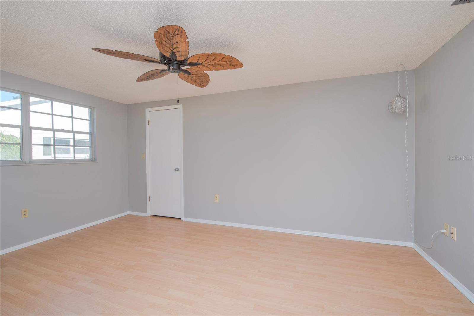 BEACON WOODS VILLAGE - Residential