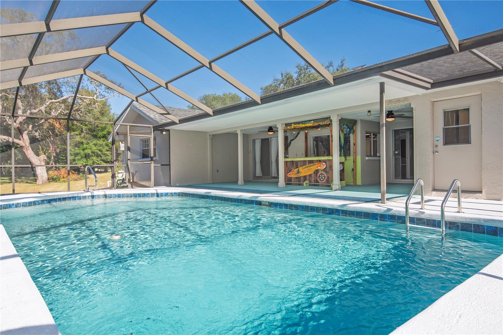 BEACON WOODS VILLAGE - Residential